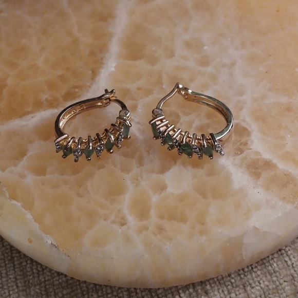 925 Silver Gold Plated Green Stone Marcasite Accent Hoop Earrings - Picture 5 of 7